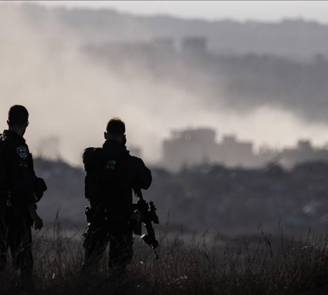 Katil İsrail bir Filistinliyi ateş açarak katletti