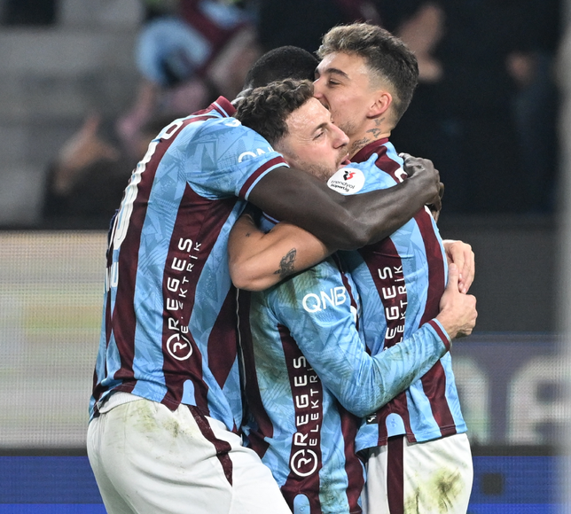 Fırtına Samsunspor'u devirdi!