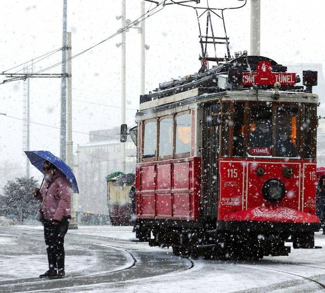 İstanbul'da 10 yıl sonra bir ilk! Lapa lapa yağacak