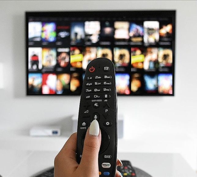 Ahlaksız içeriklere RTÜK'ten ceza yağdı!