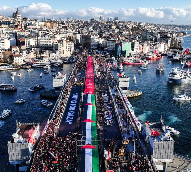 Galata'da tarihi buluşma!