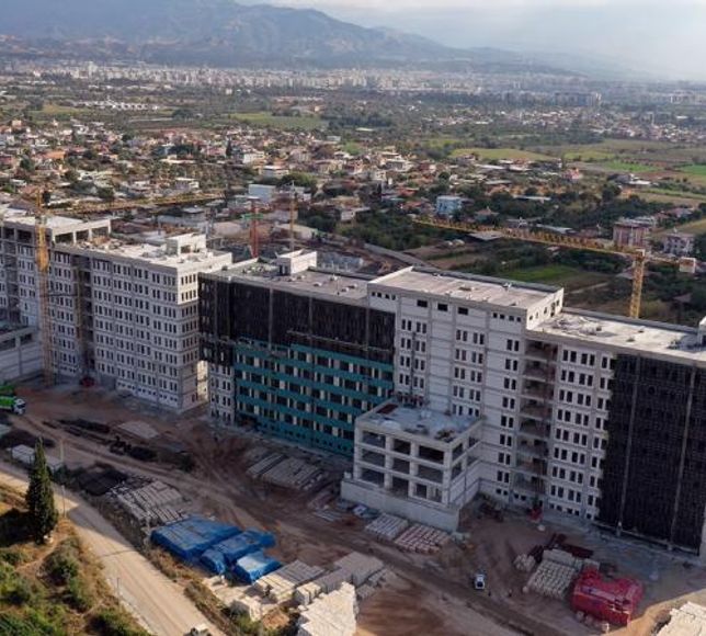 Aydın Şehir Hastanesi hizmete açıldı