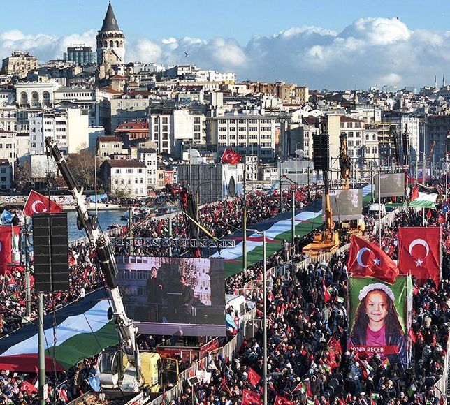 Yüz binler Gazze için buluştu