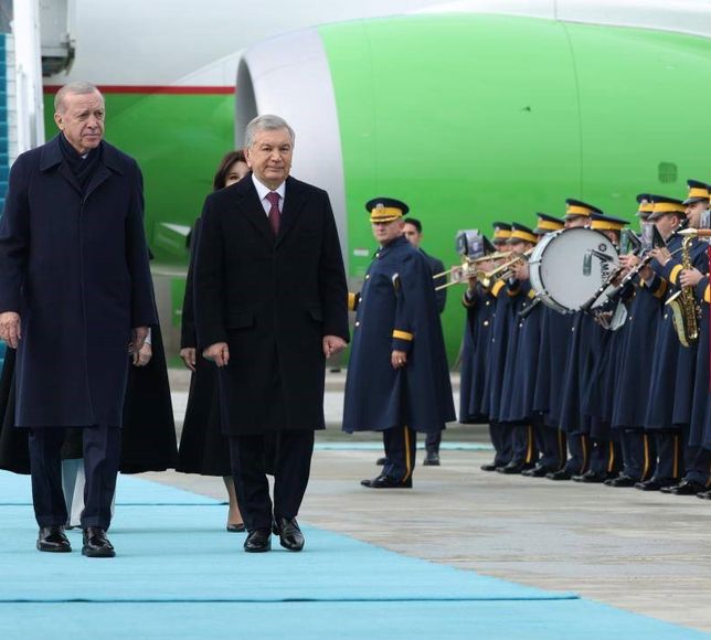 Özbekistan Cumhurbaşkanı Mirziyoyev Ankara'da
