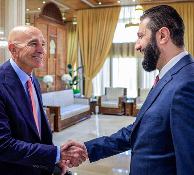 Ahmed Şara ABD'nin Suriye Özel Temsilcisi Barrack'la görüştü