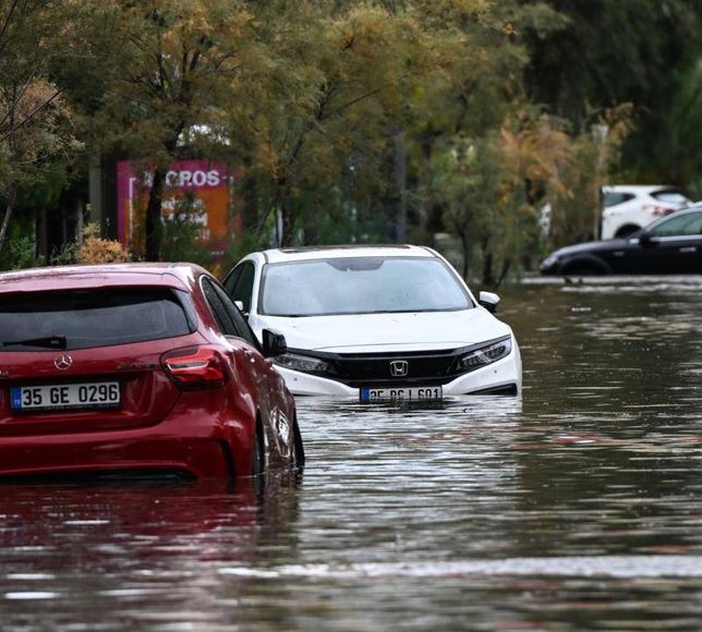 Meteoroloji'den kritik uyarı: Sel, su baskını ve fırtınaya dikkat