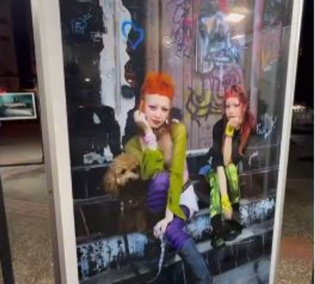 CHP’li belediyeden caminin yanında ahlaksız sergi!