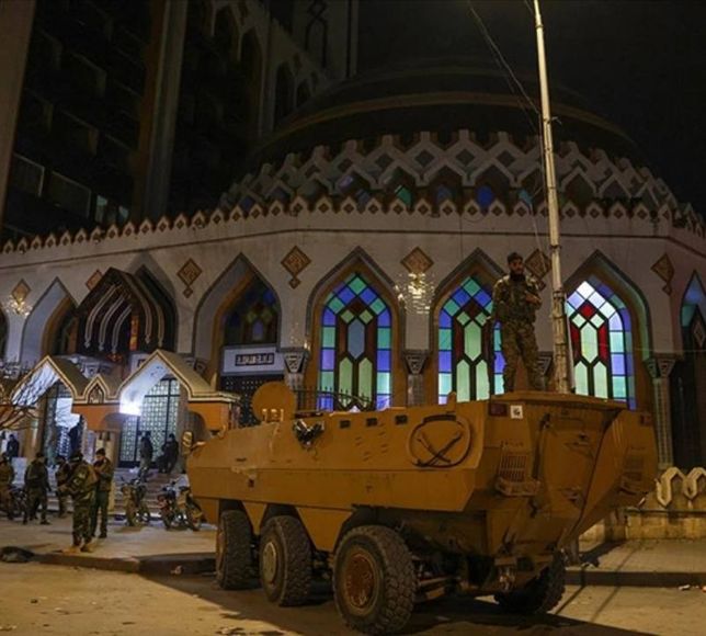 Suriye'de İran yapımı İHA'larla camilere saldırı!