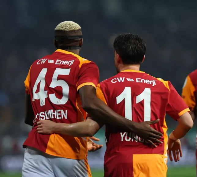 Aslan deplasmanda farka koştu!