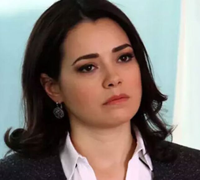 Muhabirin imalı Türkiye sorusuna Özgü Namal'dan tokat gibi cevap