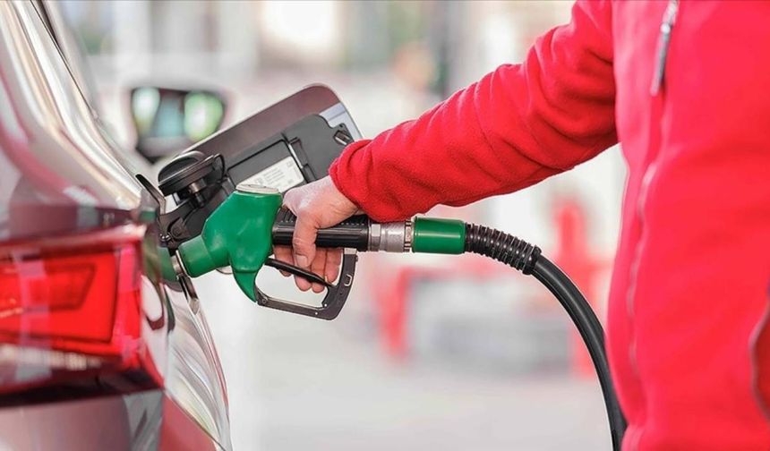 Petrol Fiyatlarındaki Artış Akaryakıt Zammını Gündeme Getirdi!  Benzin Zamlandı mı? Akaryakıt Fiyatları Ne Kadar Oldu? İşte Güncel Akaryakıt Fiyatları