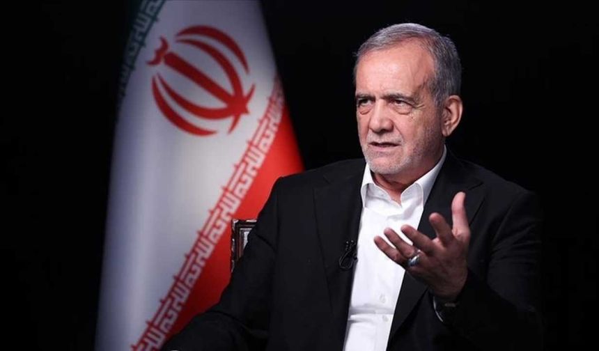 İran Cumhurbaşkanı'ndan ülke basınına 'komşu ülkelerin liderlerine hakaret edilmemesi' uyarısı