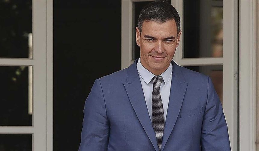 Sanchez'in 16 yaş altına sosyal medyayı yasaklama girişimi teknoloji patronlarını kızdırdı