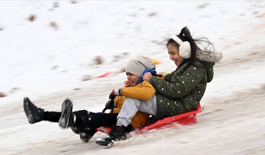 Ardahan'da eğitime kar engeli