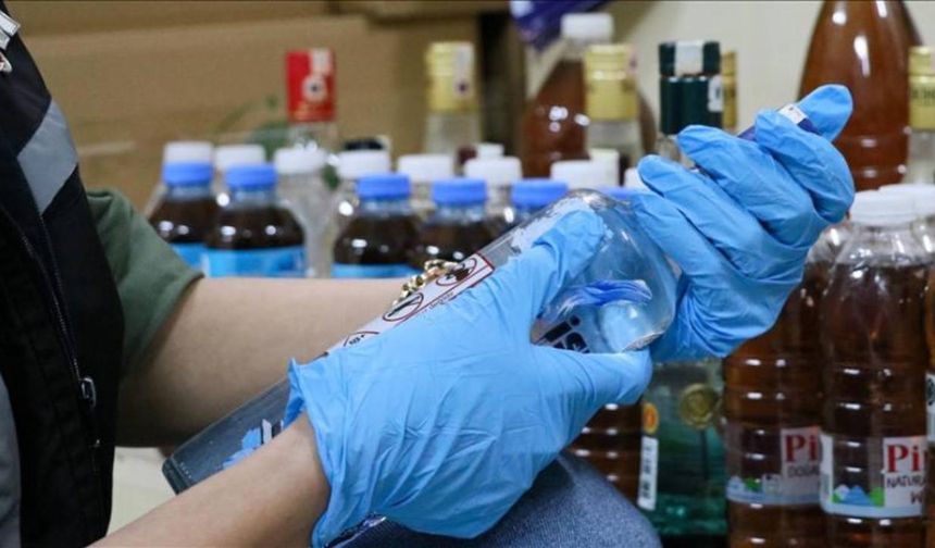 Mersin'de 400 litre sahte içki ele geçirildi