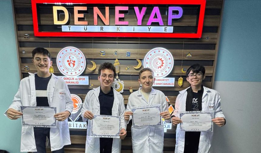 T3 Vakfı'nın Desteklediği DENEYAP Öğrencileri Robotik ve Kodlama Proje Şenliğinde Yarıştı