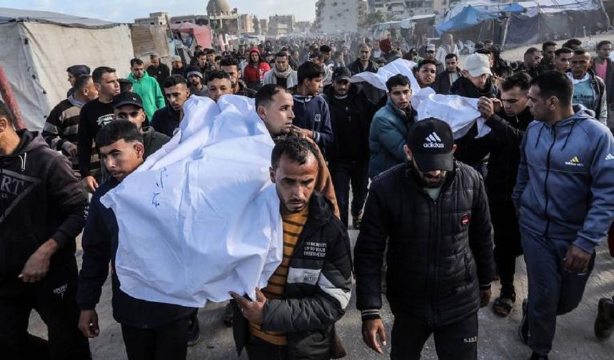 Gazze Şeridi'nde ateşkesi ihlal eden İsrail ordusu 1 Filistinliyi öldürdü ve 4 kişiyi yaraladı