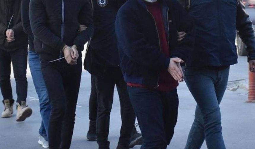 Konya'da yasa dışı silah imalatı ve ticareti yapan 6 şüpheli tutuklandı