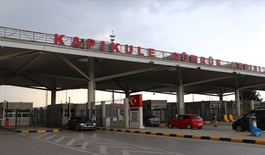 Trakya gümrük kapılarından 2025'te 15 milyondan fazla yolcu geçti