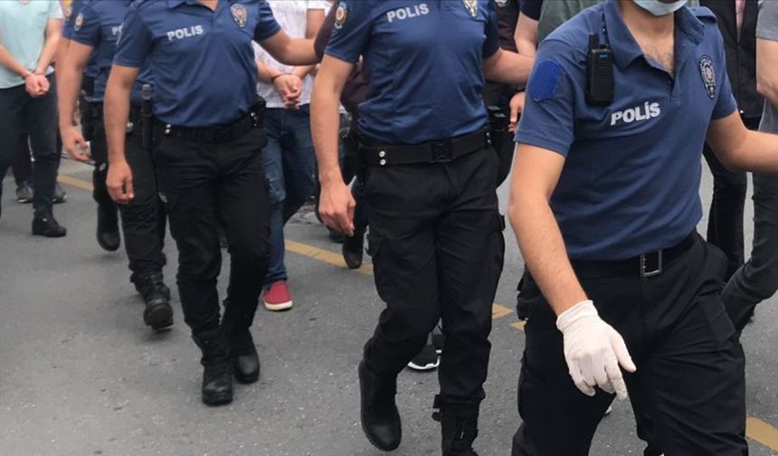 Sinop'ta silah ve mühimmat kaçakçılığı operasyonunda 3 kişi yakalandı