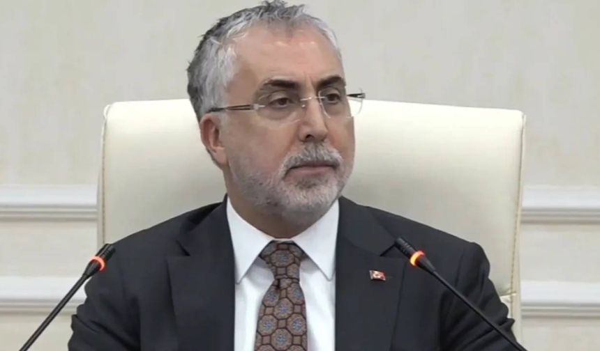 Bakan Işıkhan, Muş'ta "Teşkilat Akademisi Liderlik Okulu Açılış Programı"nda konuştu