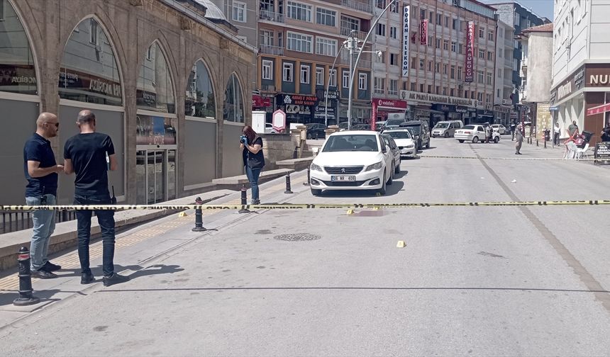 Karaman'da çıkan kavgada başına darbe alan kişi ağır yaralandı