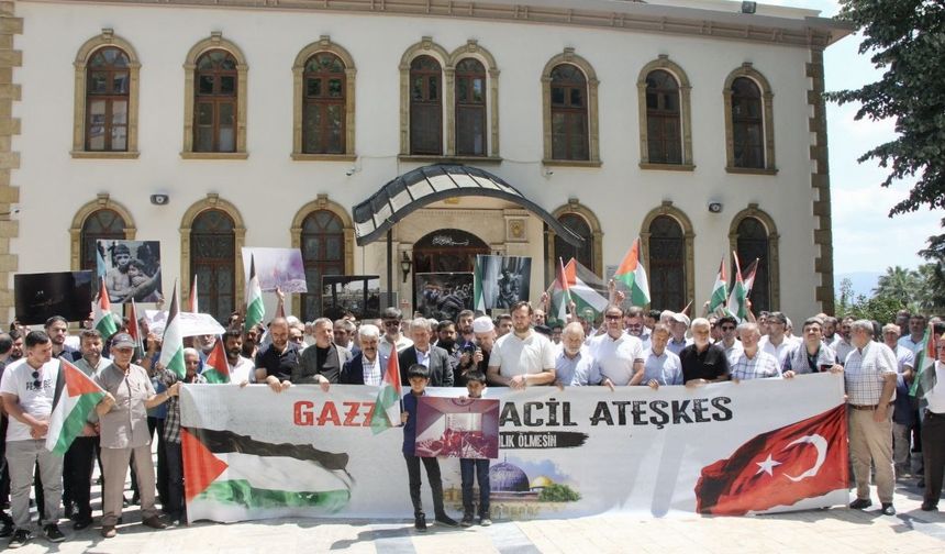 Kocaeli'de İsrail'in Gazze'ye yönelik saldırıları protesto edildi