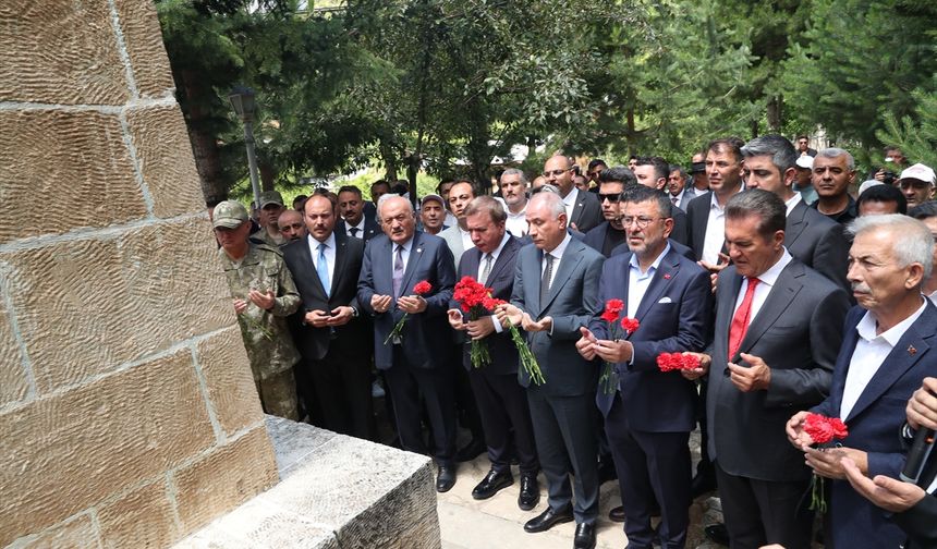 AK Parti Genel Başkanvekili Efkan Ala, Başbağlar'daki anma töreninde konuştu