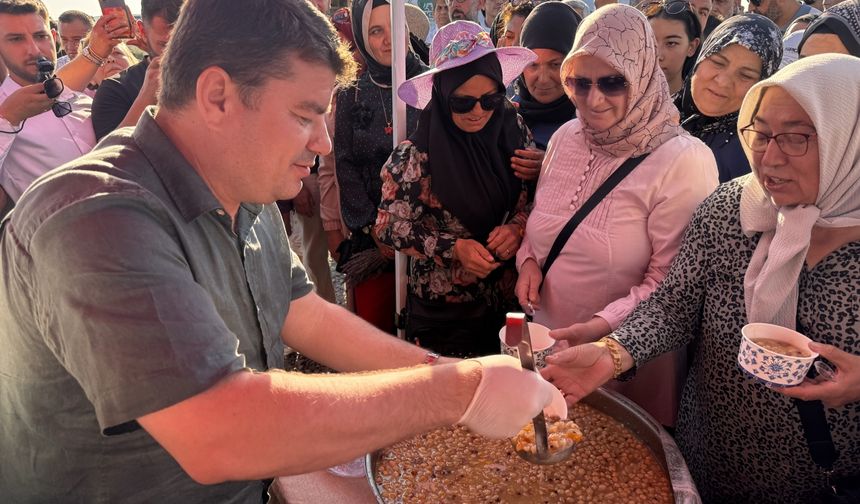 Aksaray'da belediyenin kurduğu lavanta bahçesinin sezon açılışı yapıldı