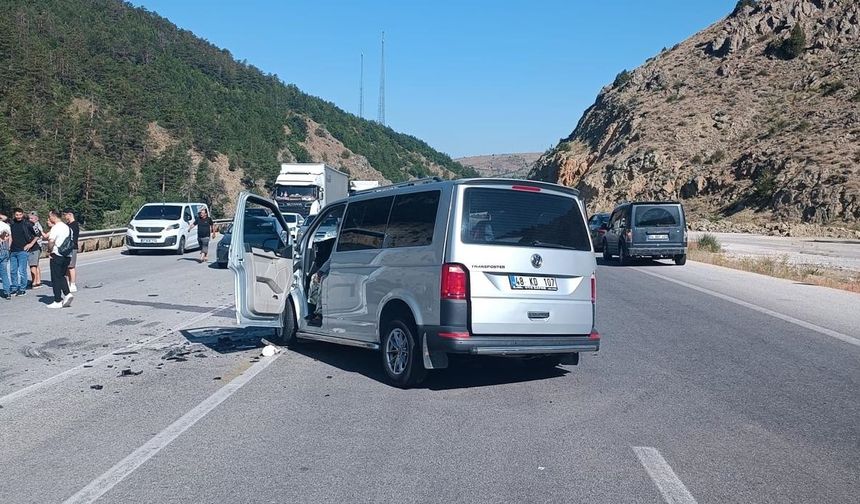 Erzincan Refahiye'de trafik kazası
