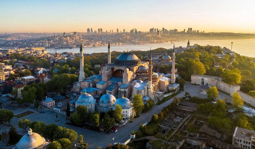 İstanbul’da Sabah Ezanı Kaçta Okunuyor?