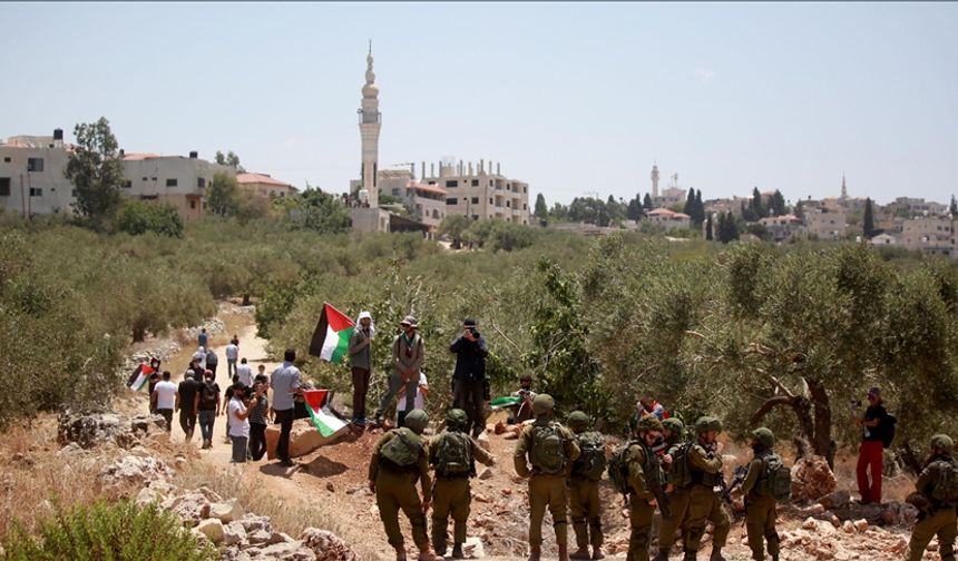 İsrail Batı Şeria'da Filistinli bir çocuğu katletti