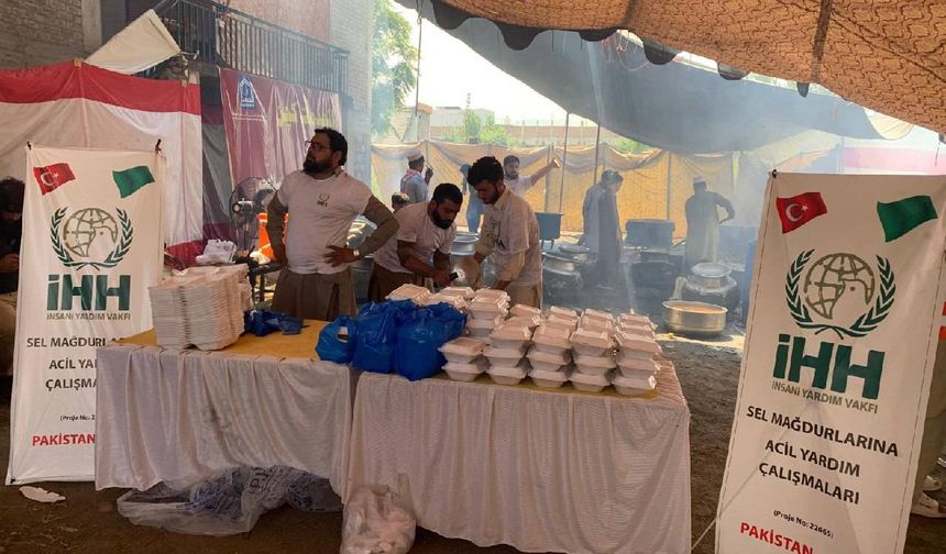 Mardin'de 'Gazze Yararına Hayır Çarşısı' kuruldu