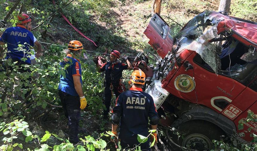 Osmaniye'de yangına giden arazöz devrildi: 1 şehit, 4 yaralı