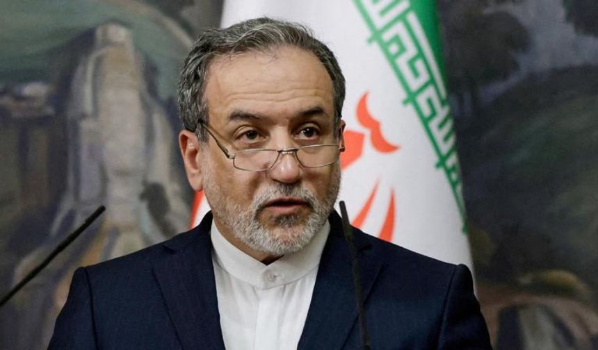 İran Dışişleri Bakanı Abbas Erakçi'den Lübnan'a destek mesajı