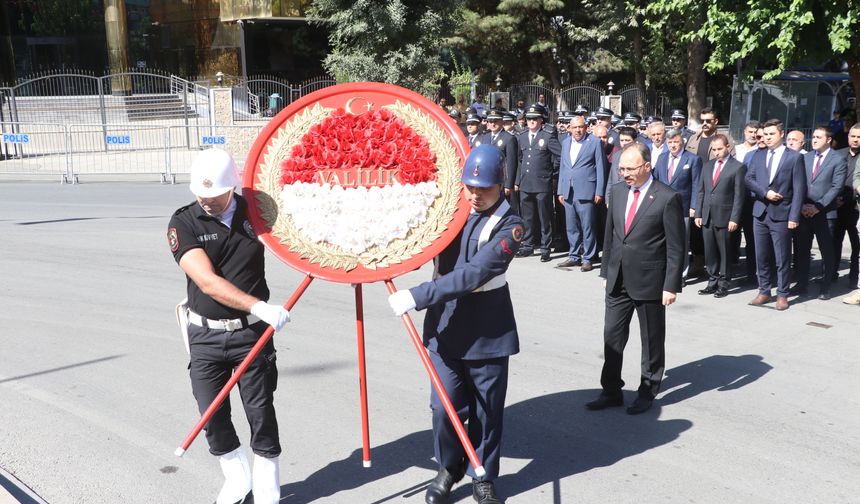 Siirt'te '14 Eylül Şeref Günü'nün 109. yıl dönümü kutlandı