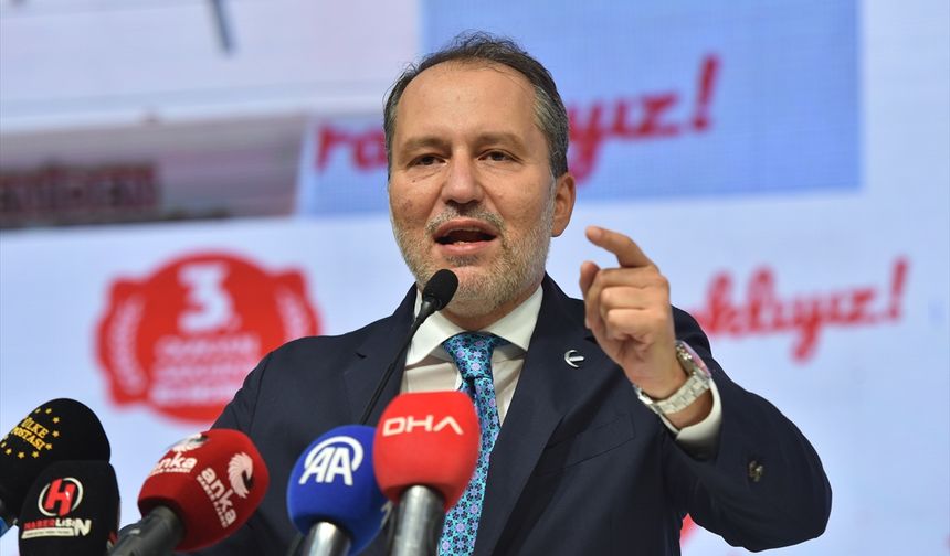 Yeniden Refah Partisi Genel Başkanı Erbakan, partisinin Sakarya il kongresinde konuştu: