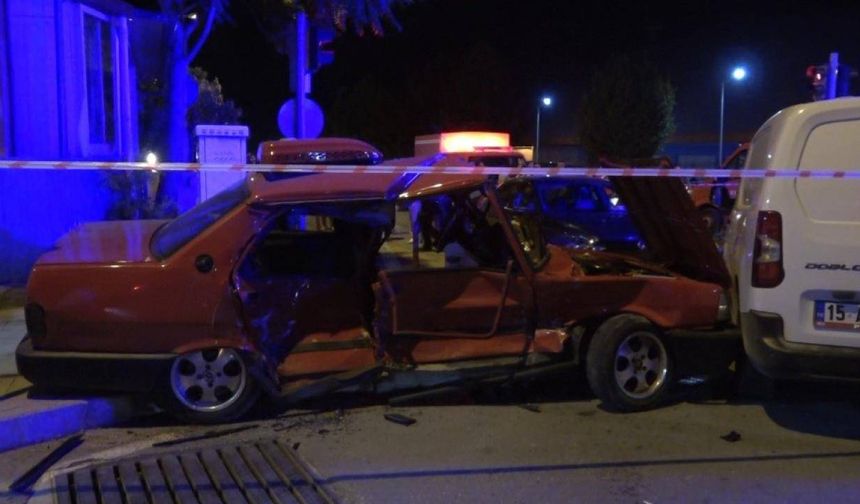 Burdur'da trafik kazası: 1 ölü, 4 yaralı