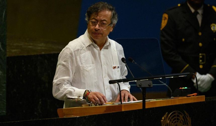 Kolombiya Cumhurbaşkanı, Küresel Sumud Filosu'na saldıran İsrail'i kınadı