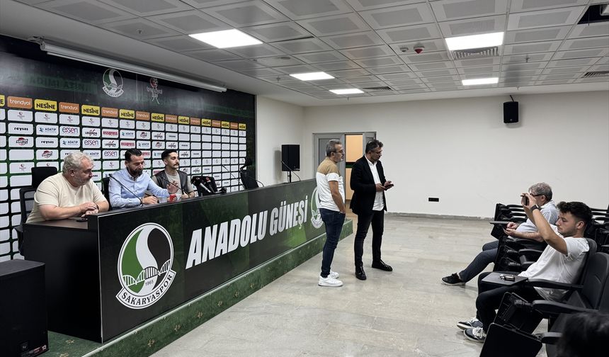 Sakaryaspor'un olağanüstü seçimli genel kurulu ertelendi