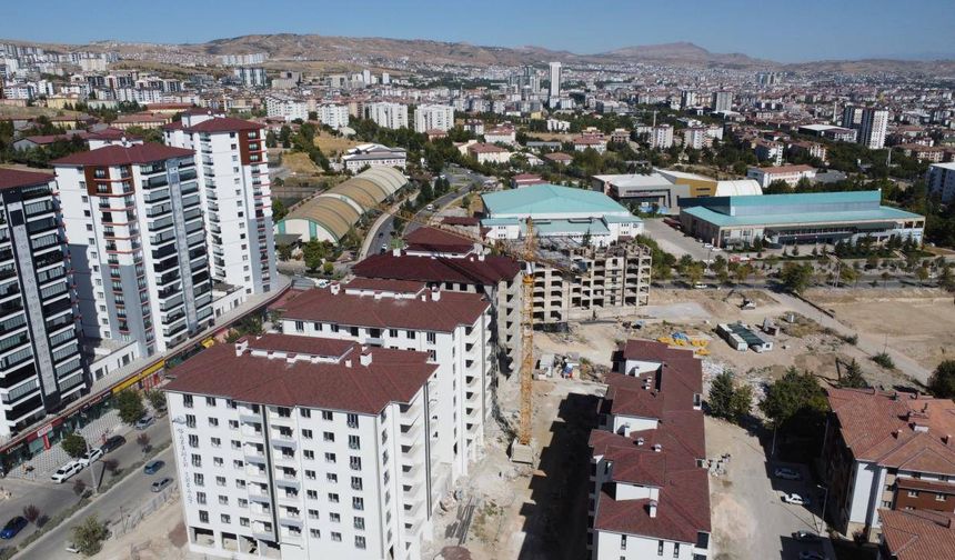 Elazığ'da 1216 depremzede aile yeni evlerine yerleşti