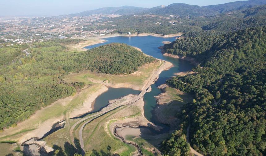 Yalova'da Gökçe Barajı'nın su seviyesi düştü