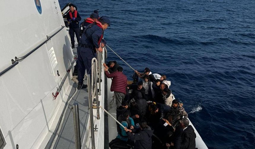 Hatay'da göçmen kaçakçılığı iddiasıyla 2 kişi tutuklandı