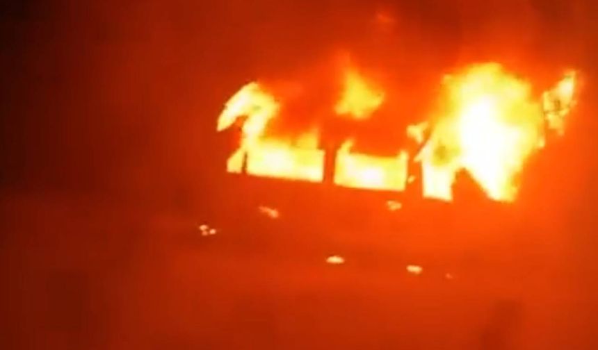 Siyonistler Filistinlilere ait ev ve araçları yaktı