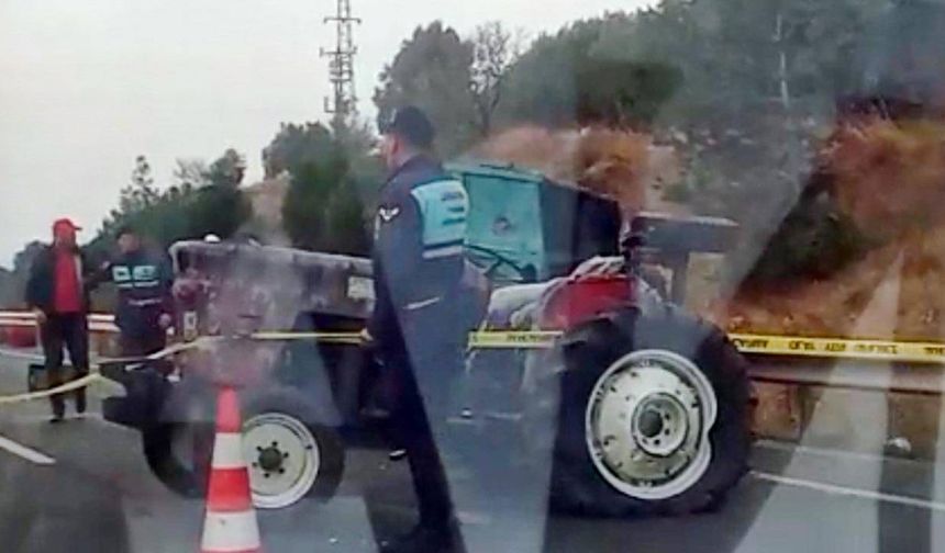 Zeytin işçilerini taşıyan traktöre kamyon çarptı