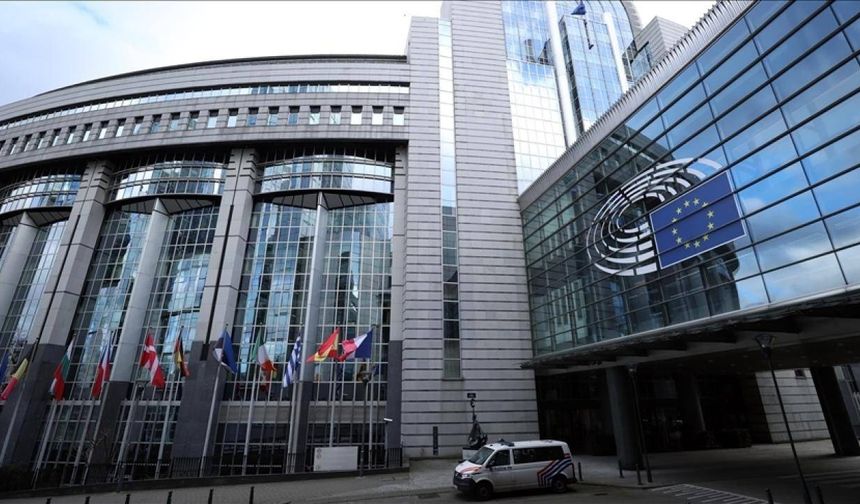 AB liderleri 2025'in son zirve toplantısı için bir araya geldi