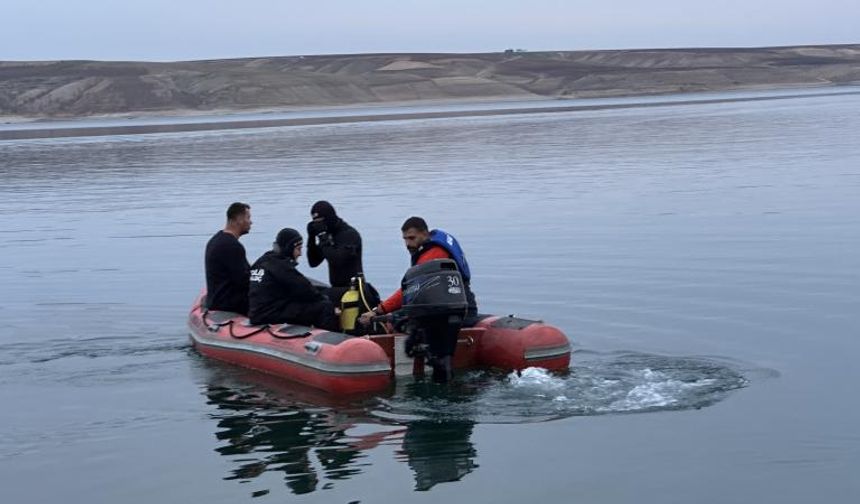 Adıyaman'da şişme bot alabora oldu! 1 kişi kayıp