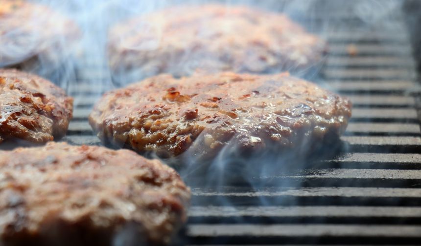 Balkanların kaşarlı köftesi Şarska, Kuzey Makedonya'nın vazgeçilmez lezzetleri arasında yer alıyor