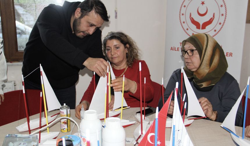 Şehit yakınları ve gaziler Sinop'ta sanatla sosyalleşiyor