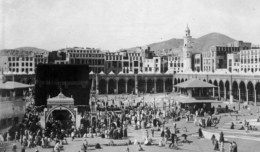 Meğer Fahreddin Paşa çekmiş! Bir asır önce Medine